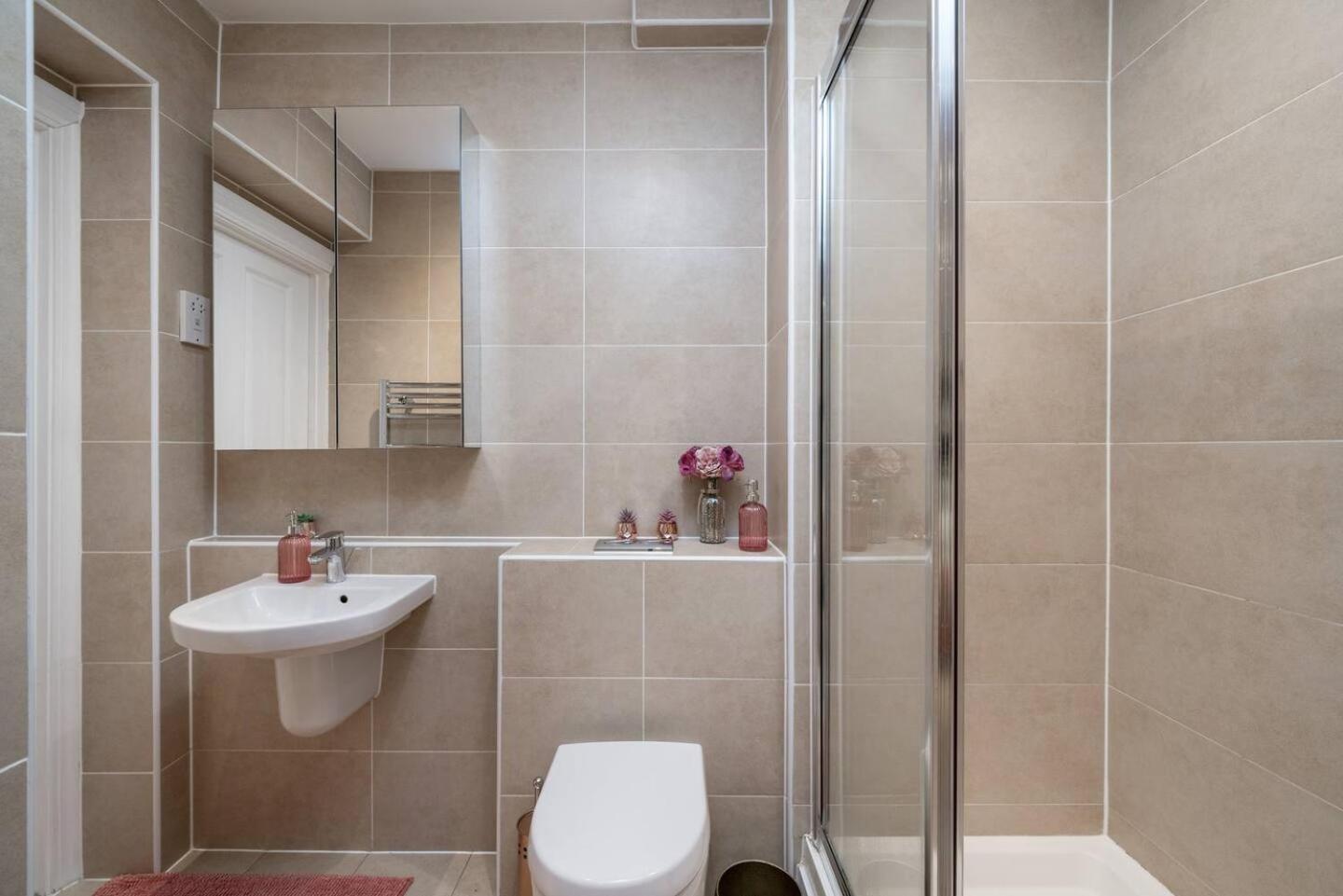 Апартаменти Niru Experience Luxury Boutique Garden 2Bd 2Ba Лондон Екстер'єр фото